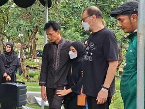 Firasat Kakak Fedi Nuril Sebelum Ibunda Meninggal Dunia