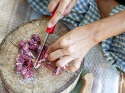 Bolehkah Daging Kurban Dibagikan dalam Bentuk Masakan? Ini Penjelasan Ulama