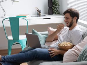 Agar Nonton Netflix Lebih Maksimal, Ini Tips & Trik yang Jarang Diketahui