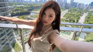 Potret Wonyoung IVE Sang MC Tetap Asia Artist Awards