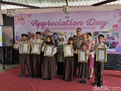 Keren! 23 Siswa SLB Kumala Bhayangkari Gresik Borong Prestasi