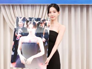 Visualnya Unreal Bak AI, Karina aespa Menang Photogenic of the Year