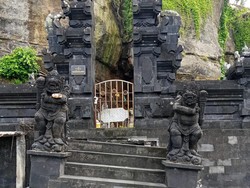 Abrasi di Pura Rambut Siwi Jembrana Mengganas, Bangunan Terancam Runtuh