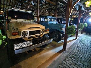 3 Hardtop dan 1 Alphard Disita KPK dari Rumah Sugiri di Ponorogo