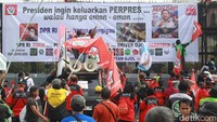Ojol Demo di DPR Tuntut Tarif Adil