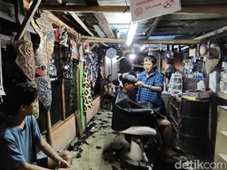 Kisah Wakil Rakyat Rp 5 Ribu di Samping Gedung Dewan Kota Bogor