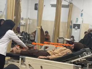 8 Siswa SMK 1 Diduga Keracunan Usai Santap MBG Dirawat di RSUD Mattaher Jambi