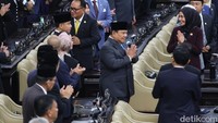 Momen Prabowo Hadiri Rapat Paripurna DPR