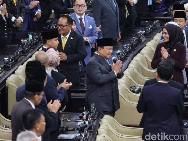 Momen Prabowo Hadiri Rapat Paripurna DPR