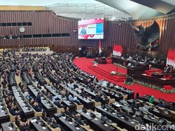 Paripurna Setujui RUU Polri Jadi Usul Inisiatif DPR