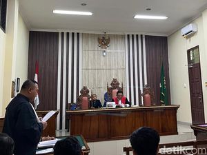 Eks Gubernur Lampung Arinal Gugat Status Tersangka Korupsi PI