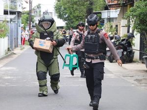 Polisi Ungkap Sosok Pengirim Paket Misterius ke Rumah Pendeta Kudus