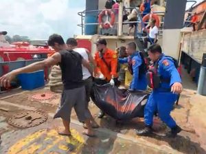 Tiga Pekerja yang Terjebak Saat Perbaiki Tongkang di Jambi Tewas