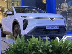 VinFast Luncurkan MPV Listrik Rakitan Subang, Segini Harganya