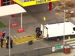 Dunia Hari Ini: Temuan Benda Mencurigakan Picu Evakuasi Bandara Avalon Melbourne