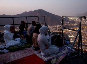 Gunung Al-Noor Jadi Destinasi Spiritual Favorit Jelang Ibadah Haji