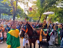 Warga Salfok Kuda Efisiensi di Kirab Nelayan Palabuhanratu