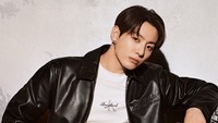Koleksi Calvin Klein x Jungkook BTS Ludes Dalam Hitungan Menit, Fans Protes