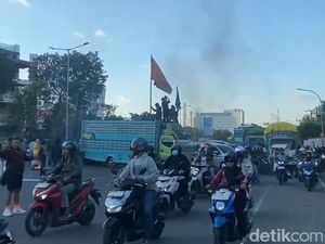 Jalan AP Pettarani Makassar Macet Parah Sore Ini Imbas Demo Mahasiswa