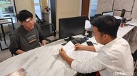 Tegur Pengendara Mobil yang Terobos Jalan, Mahasiswa di Palembang Dikeroyok