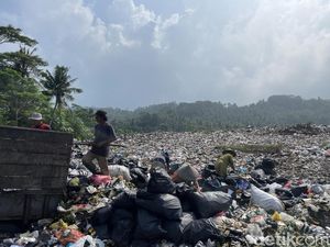 Cerita Cuan Rp 40 Juta dari Sampah hingga Temuan Emas di TPA Purbahayu
