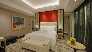 Staycation Sultan dengan Harga Teman, Cuma Rp 999 Ribu di Trans Luxury Hotel Surabaya