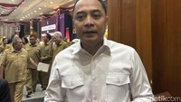 Hotline Lapor Cak Eri Terima 400 Aduan Warga per Hari