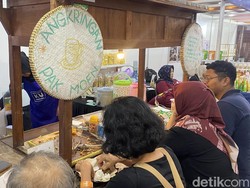 Ada Angkringan di Jogja Financial Festival 2026, Nasi Kucing Cuma Rp 3.000!