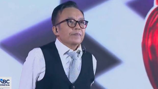Ari Lasso Ari Lasso tampil membawakan lagu-lagu populernya sebagai penutup Jogja Financial Festival 2026 hari pertama yang digelar di Jogja Expo Center pada Jumat (22/5) dan dipadati ribuan penonton.
