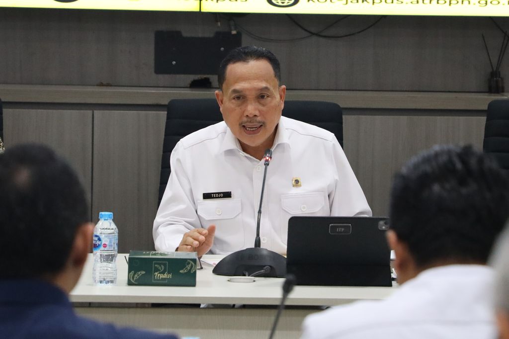Berantas mafia tanah melalui Whatshaap Pegaduan Kementerian ATR/BPN. (Kementerian ATR/BPN)