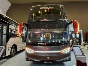 Bus Terbaru Juragan99 Trans Meluncur, Punya Bioskop Berjalan