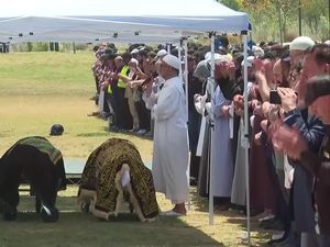 Video Salat Jenazah untuk Tiga Korban Penembakan Masjid di San Diego