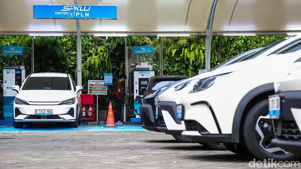 Pemerintah Target 62 Ribu SPKLU Beroperasi pada 2030