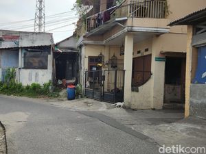 Menelusuri Jejak Pocong yang Ternyata Pengamen Cosplay di Ciputat