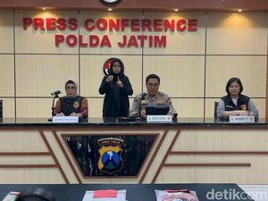 Satu dari 2 Anak Kembar yang Dicabuli Ayah Tiri Sampai Hamil