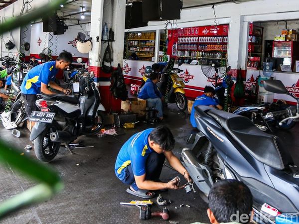 Rupiah Melemah, Harga Suku Cadang Bengkel Naik hingga 30 Persen