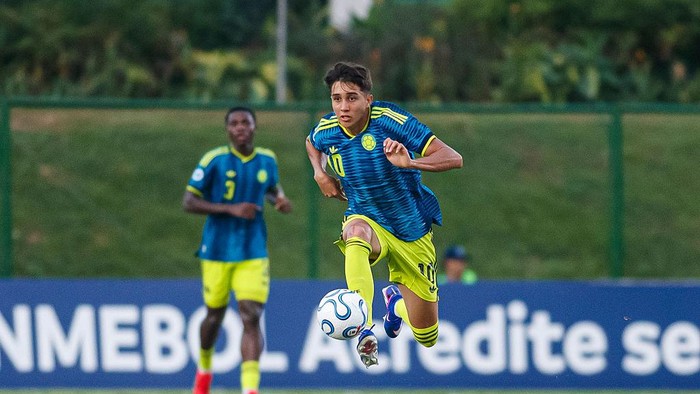 Winger muda Kolombia Samuel Martinez diminati Liverpool.