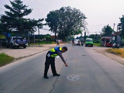 Pemotor Tewas Usai Tabrak Emak-emak Nyeberang Jalan di Purwodadi