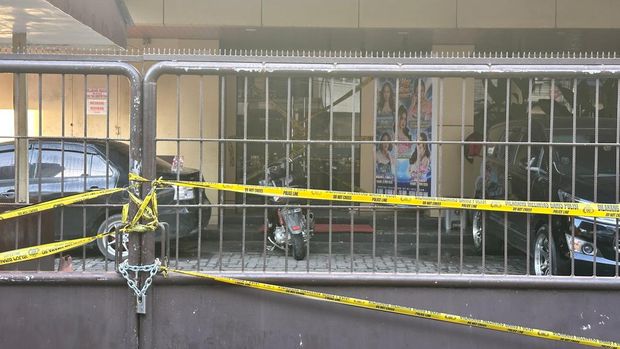 Bareskrim Polri menggerebek tempat intermezo malam New Zone di Medan. (dok.istimewa)
