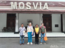 Sulitnya Wanita Belanda Elsbeth Telusuri Rumah Kakek Buyut di Magelang