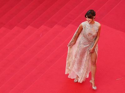 Foto: Gaya Artis Langgar Aturan Berbusana Cannes Film Festival 2026