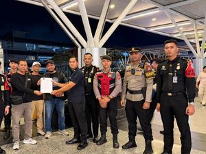 13 Orang Diduga Hendak Berangkat Haji Ilegal Ditahan di Bandara Ngurah Rai
