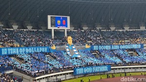 Megahnya Koreo Persib Vs Persijap: Dari Komik hingga The Godfather