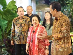 Megawati Bertemu 3,5 Jam dengan Sultan HB X di Jogja, Dijamu Wedang Semlo