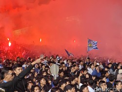 Nobar Persib, Ribuan Bobotoh Padati Taman Kolong Flyover Pasupati