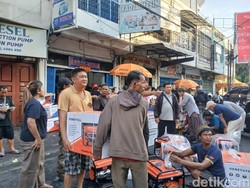 Warga Medan Berburu Mesin Genset Imbas Pemadaman Listrik