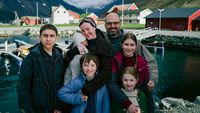 img-title