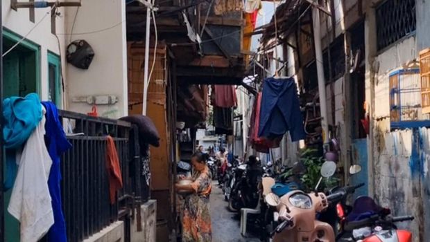 Gang Venus, Tambora, Jakarta Barat nan dulu terkenal lantaran kehidupan warganya di sekitar nyaris tak mendapat sinar matahari