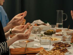 Bacaan Niat Puasa Tarwiyah Sekaligus Senin, Dibaca Kapan?
