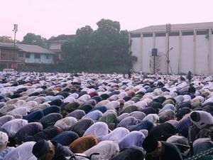 Tata Cara Sholat Idul Adha: Waktu, Tempat, Niat, dan Surat yang Sunnah Dibaca